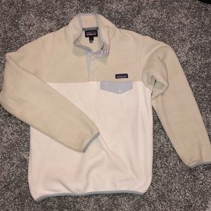 White Patagonia Synchilla Snap-T pull over
